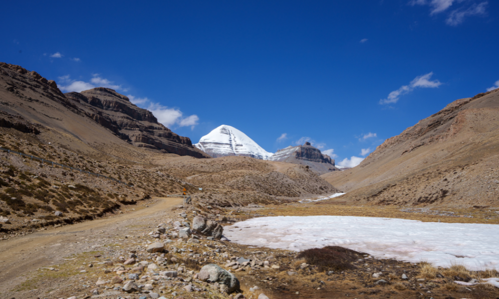 Kailash Mansarovar Yatra by Helicopter for Indian Citizens